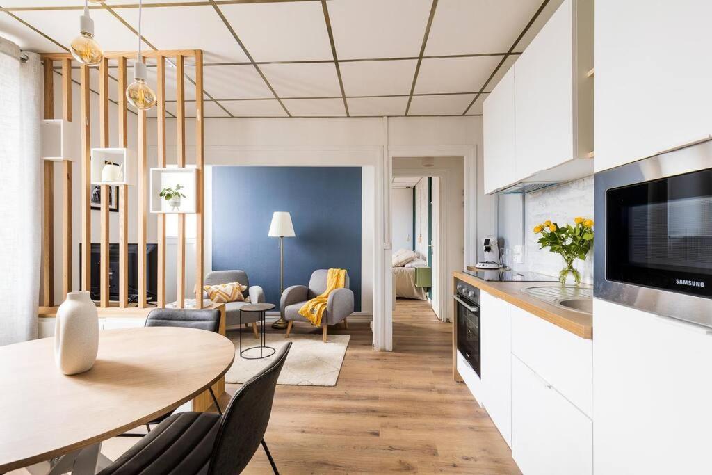 Appartement Cozy En Face De La Gare - Saint-Brieuc Kültér fotó